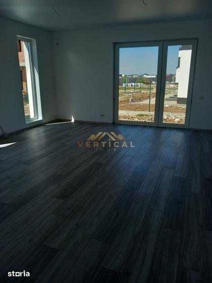 Casă cu 3 camere cu Teren 375 Mp în Vidra