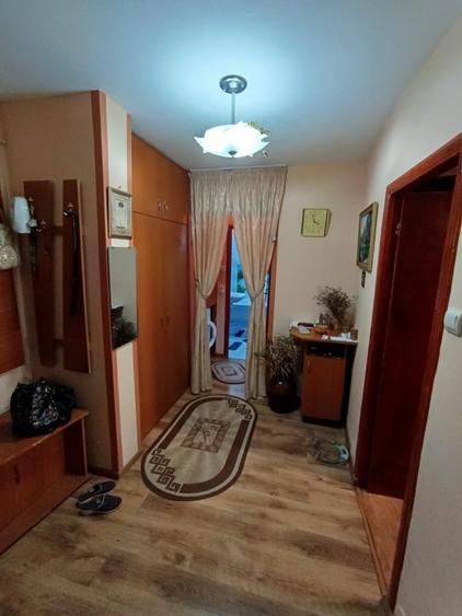 Apartament cu 2 camere decomandat în Lăpuș Argeș