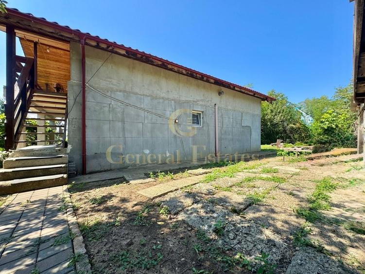Casă individuală cu 4 camere cu Teren 1062 Mp în Copou