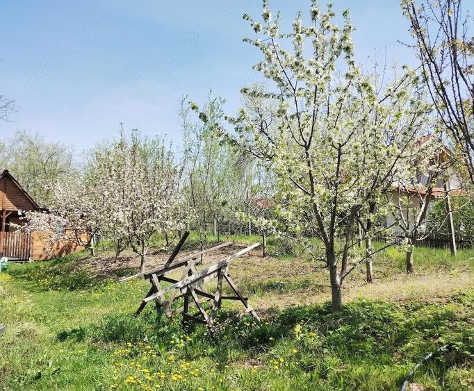 Teren de 1400 mp, în Gârbova