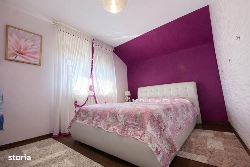 Casă cu 4 camere în Central