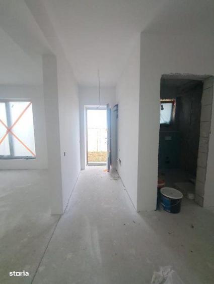 Casă cu 3 camere în Vârteju