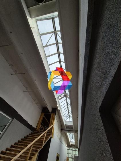 Spațiu comercial, de 1,250 mp, în Bartolomeu