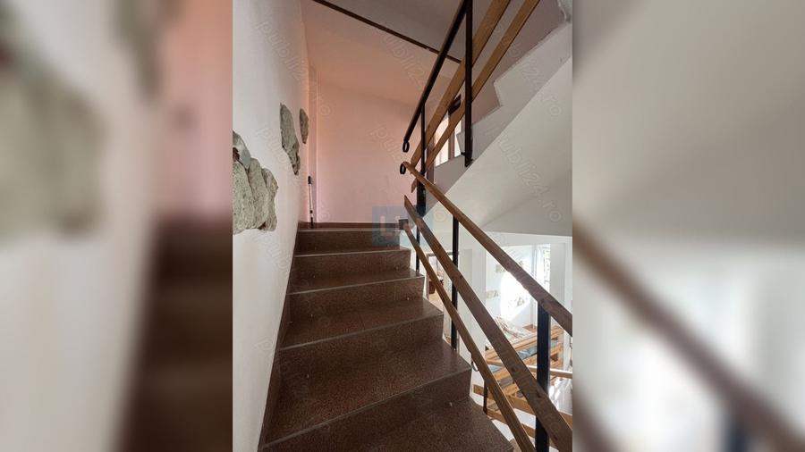 Casă cu 4 camere cu Teren 400 Mp în Mărăști