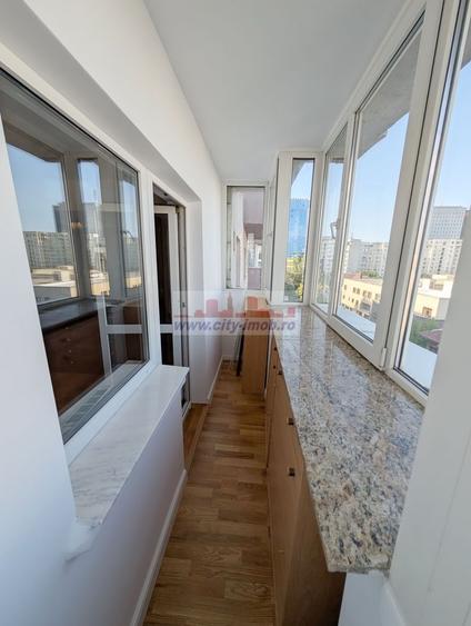 Apartament cu 2 camere decomandat în Victoriei