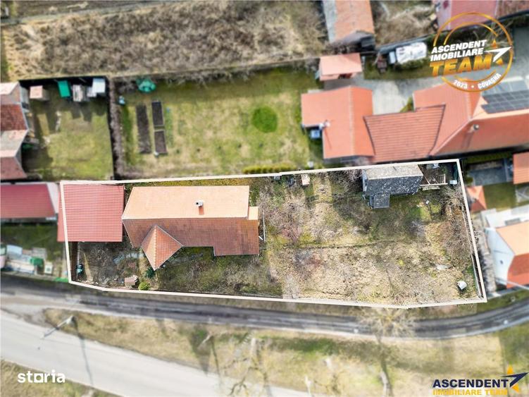 Pretabila si pentru 2familii:Vila duplex, Chilieni, Sfantu Gheorghe,6 - 7