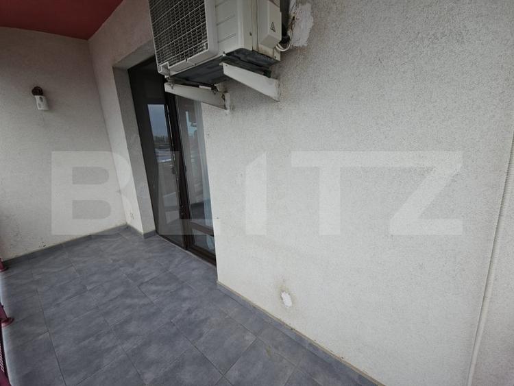 Apartament cu 2 camere semidecomandat, mobilat în Bucium
