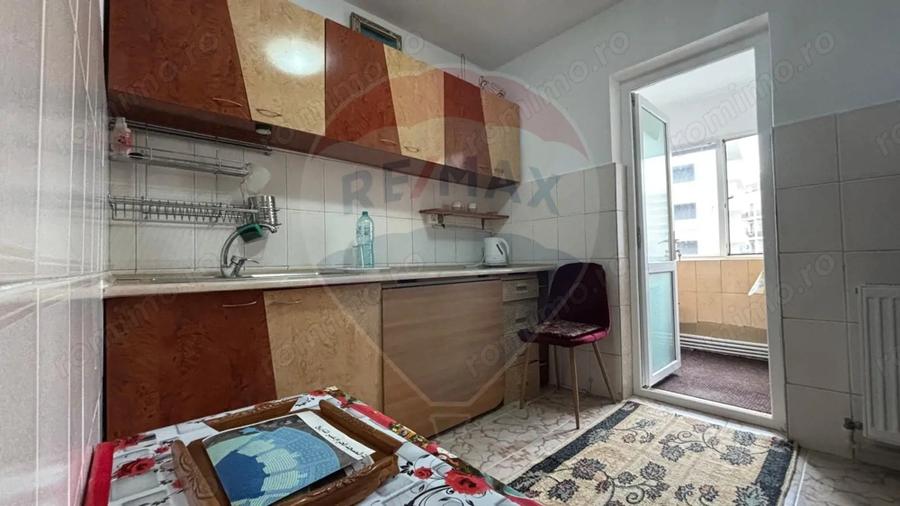 Apartament cu 2 camere decomandat, mobilat în Nord