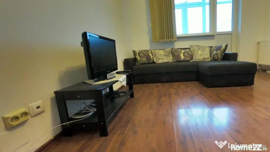 Apartament cu 2 camere decomandat în Moșilor