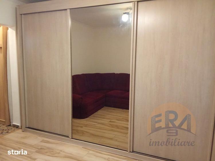 Garsonieră decomandată în Decebal