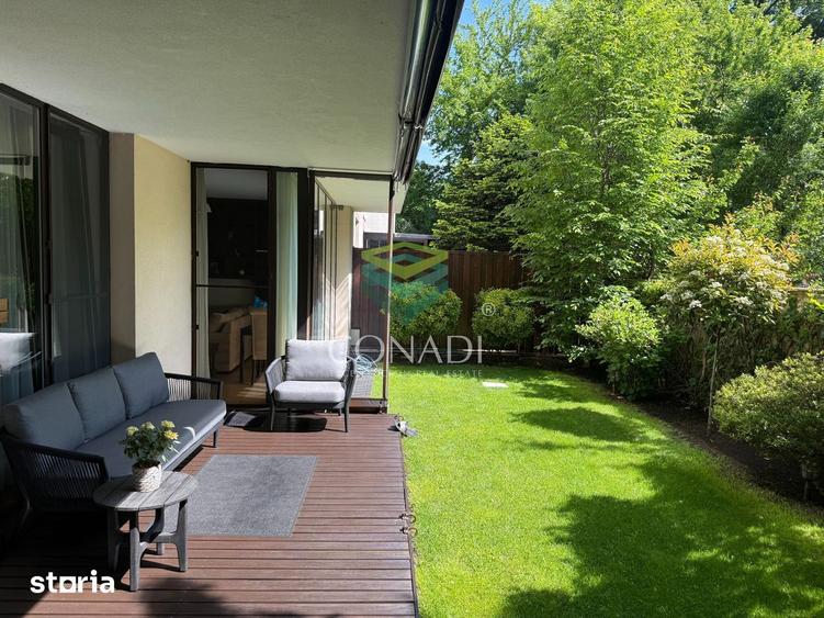 Apartament cu 3 camere în Băneasa