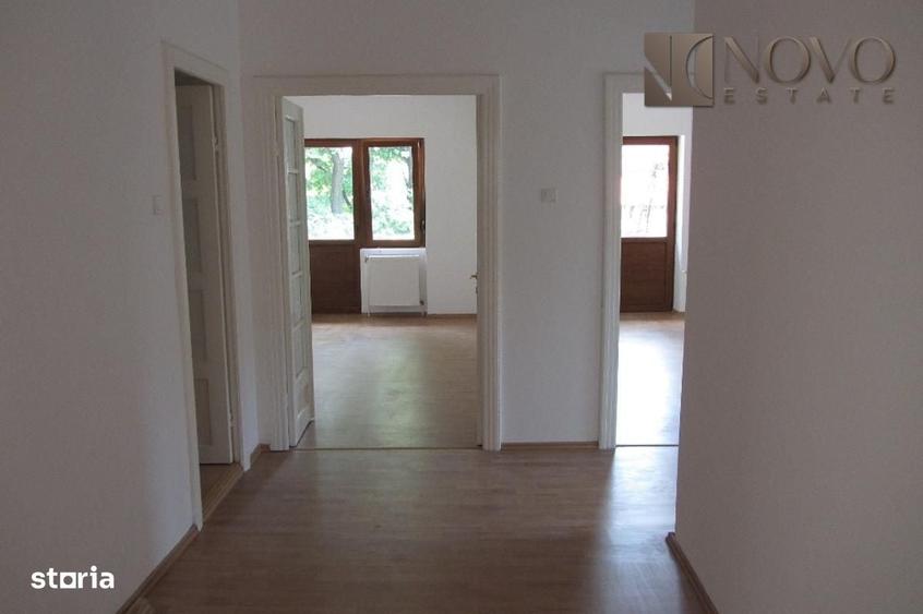 Apartament cu 4 camere decomandat în Vitan