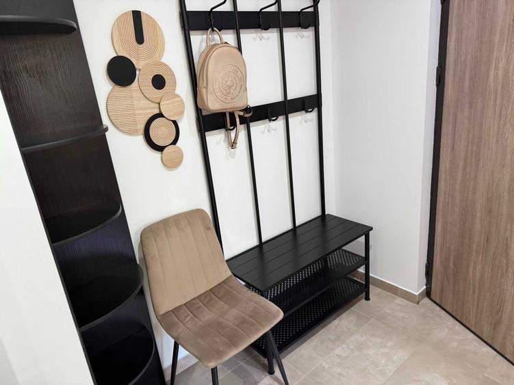 Apartament cu 2 camere semidecomandat în Colentina