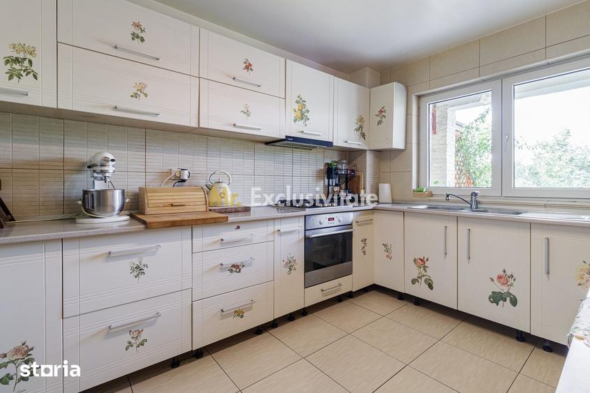 Casă cu 5 camere cu Teren 2253 Mp în Snagov