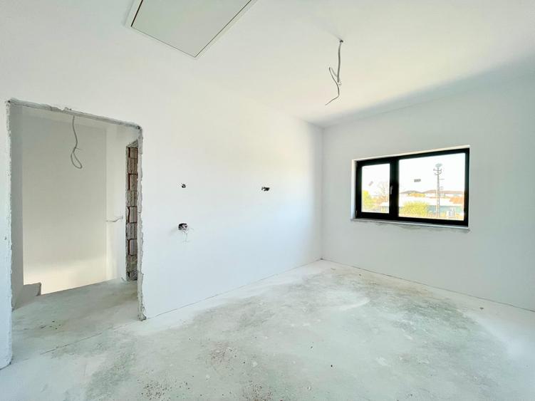 Duplex cu 3 camere cu Canalizare în Moșnița Nouă