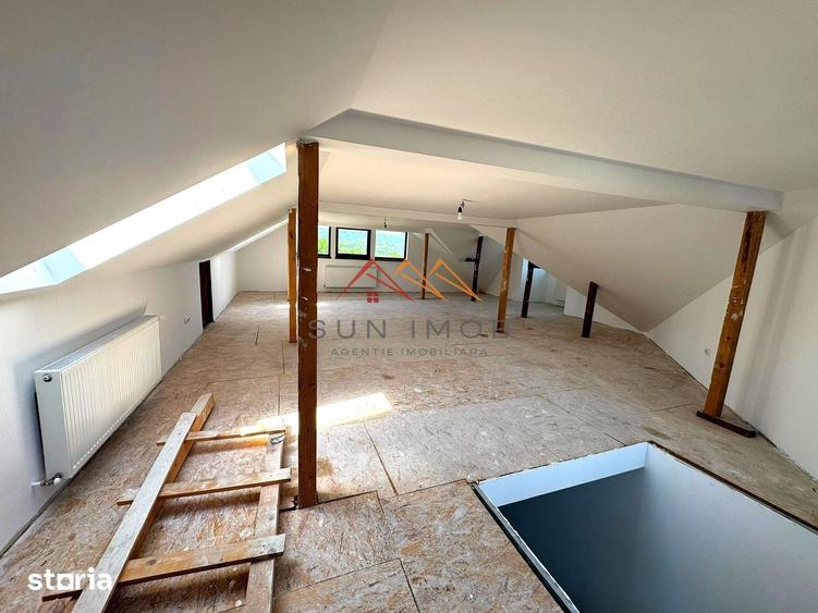 Casă cu 5 camere decomandat cu Teren 304 Mp în Poiana