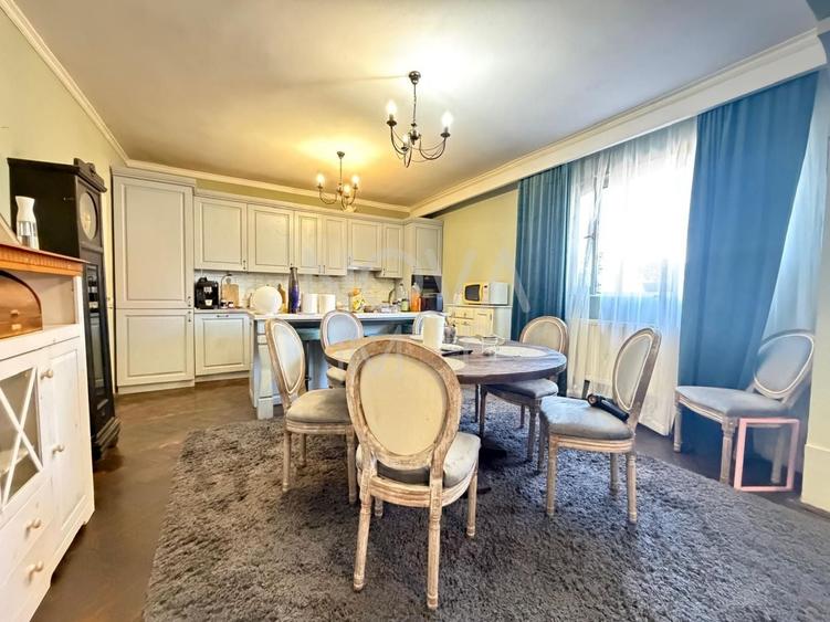 Casă individuală cu 5 camere cu Canalizare în Hipodrom 1
