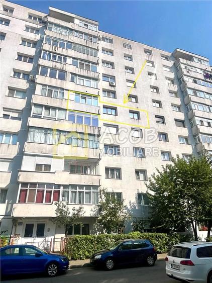 Apartament cu 3 camere decomandat în Alecu Russo