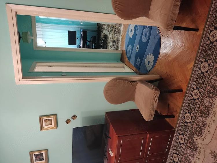Apartament cu 2 camere semidecomandat în Podul de Piatră