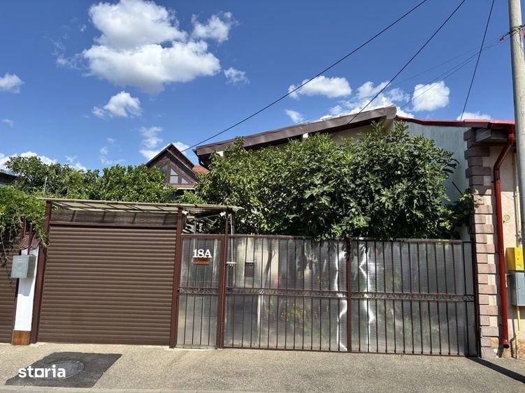 Casă cu 4 camere în Aluniș
