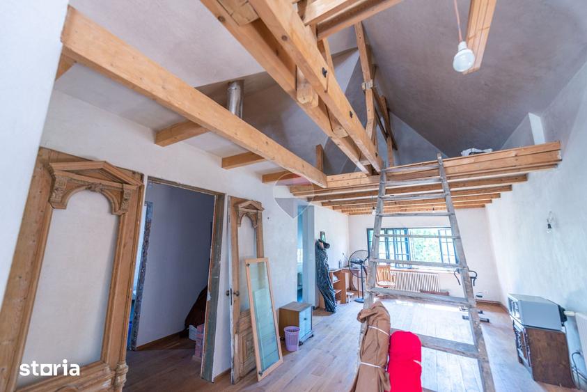 Casă cu Teren 250 Mp în Gara de Nord