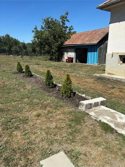 Casă cu 4 camere cu Teren 600 Mp în Grindeni