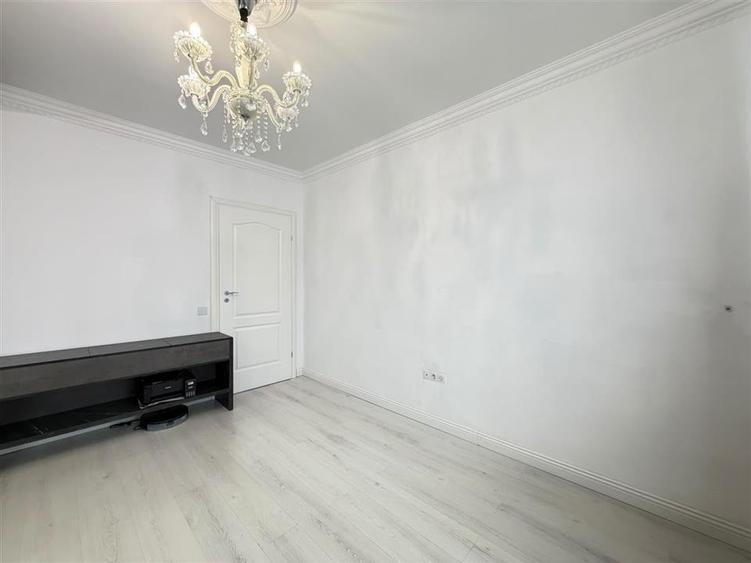 Apartament cu 3 camere decomandat, mobilat în Șelimbăr