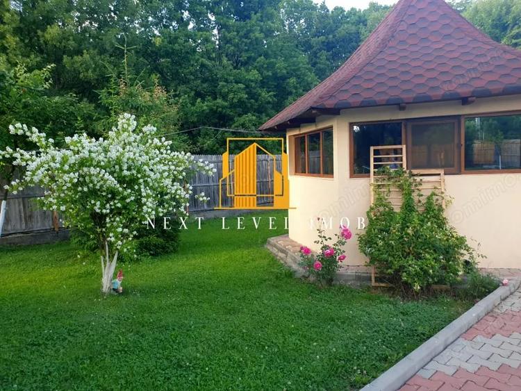 Casă cu Teren 1020 Mp în Moșoaia