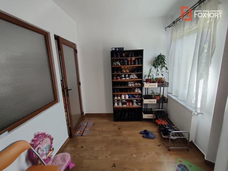 Casă individuală cu 4 camere cu Canalizare în Chișoda