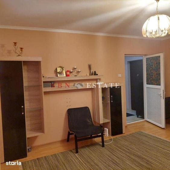 Garsonieră decomandată în Tei