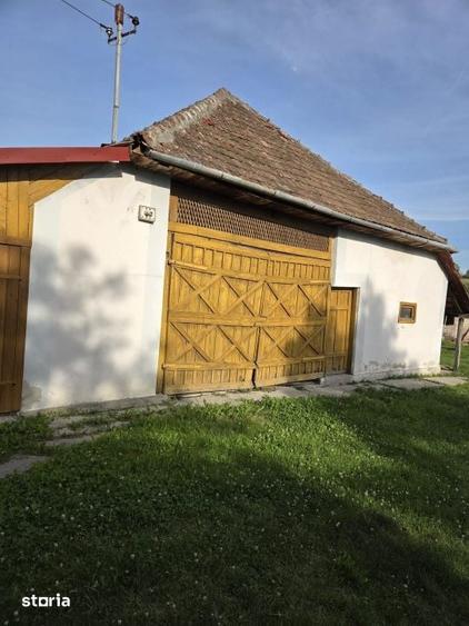 Casă cu 3 camere cu Teren 3600 Mp în Bicaz