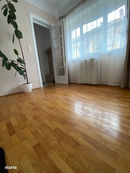 Apartament cu 3 camere în Ultracentral