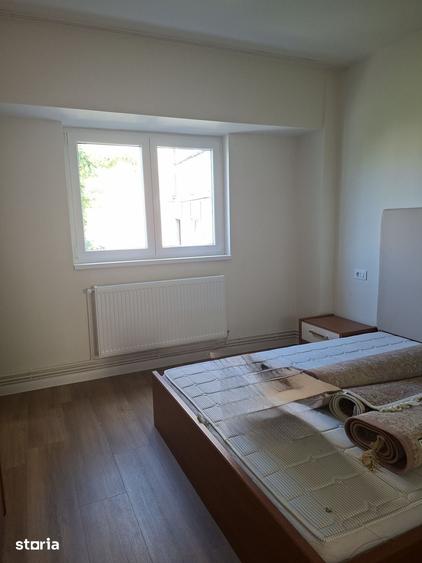 Apartament cu 2 camere decomandat în Calea București