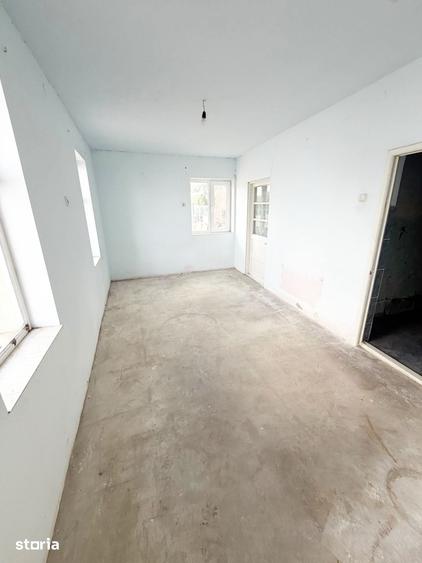 Casă cu 4 camere cu Teren 470 Mp în Aradul Nou