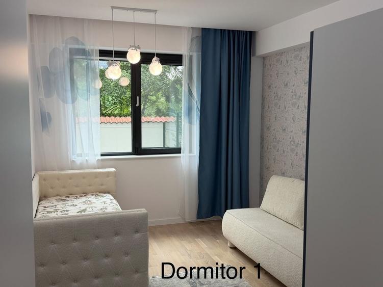 Apartament cu 4 camere decomandat, mobilat în Iancu Nicolae