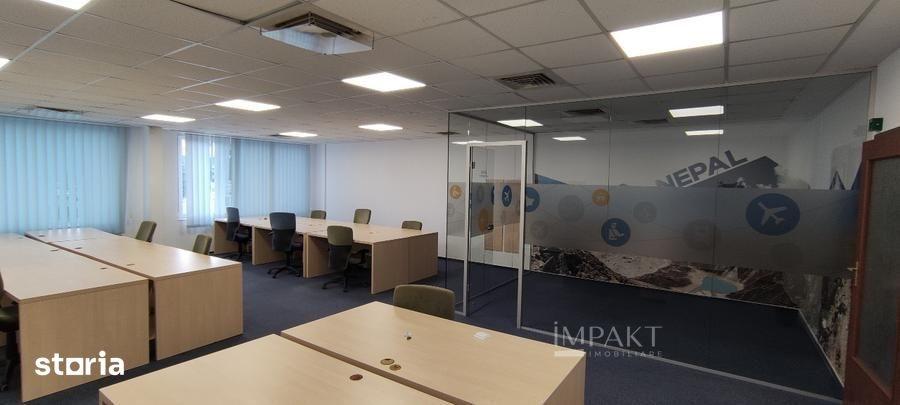 Spațiu comercial, de 650 mp, în Gruia