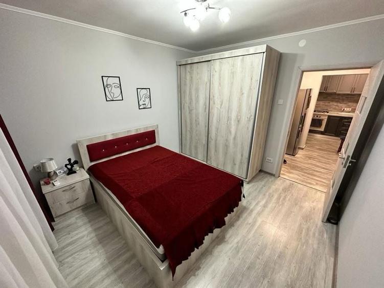 Apartament cu 2 camere decomandat în Solidarității