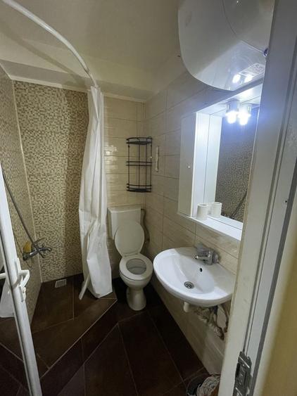 Garsonieră decomandată în Central