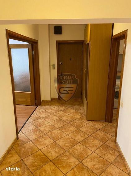 Apartament cu 3 camere, mobilat în Stadion