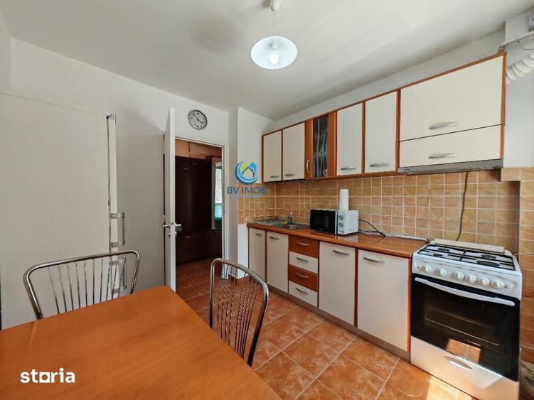 Apartament cu 2 camere decomandat, mobilat în Valea Cetății