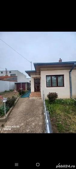 Casă cu 6 camere cu Teren 400 Mp în 8 Martie