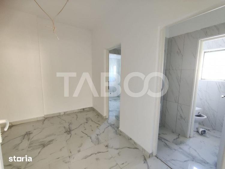Spațiu comercial, de 2,331 mp, în Central