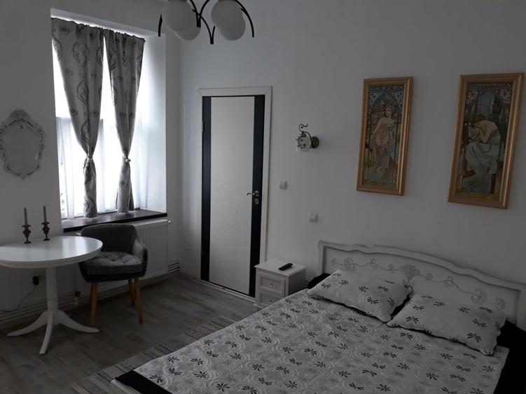 Casă cu Teren 40 Mp în Sârbi
