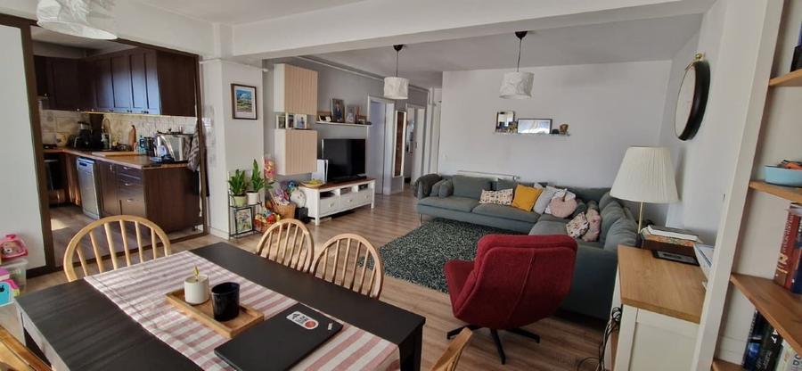 Apartament de 3 camere - spatios si luminos - 2