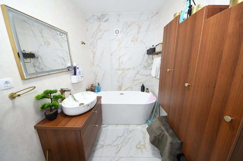 Apartament cu 2 camere decomandat în Bd. Coșbuc