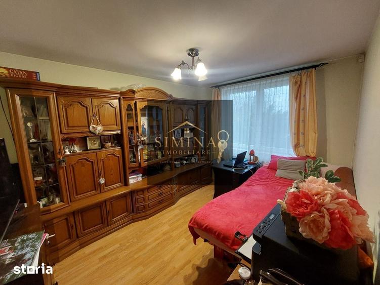 Casă cu 5 camere cu Teren 1700 Mp în Unirii
