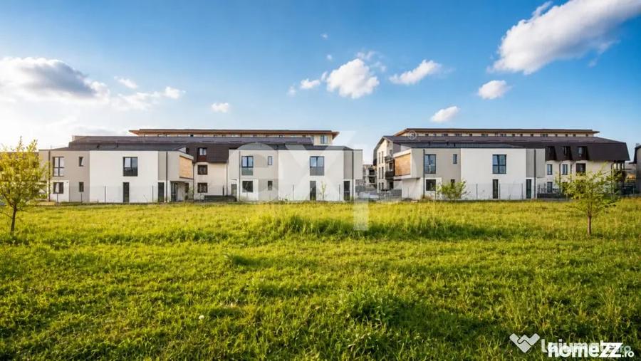 Casă cu 4 camere cu Teren 193 Mp în Tractorul