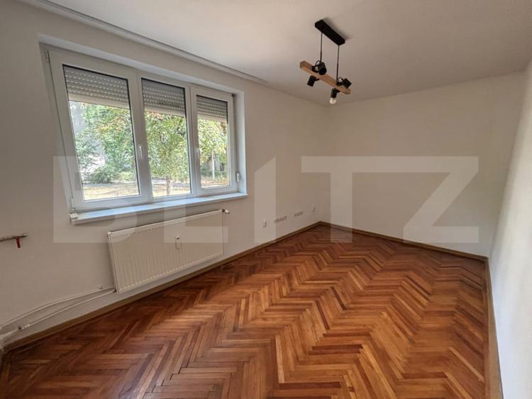 Apartament cu 2 camere semidecomandat în Ultracentral