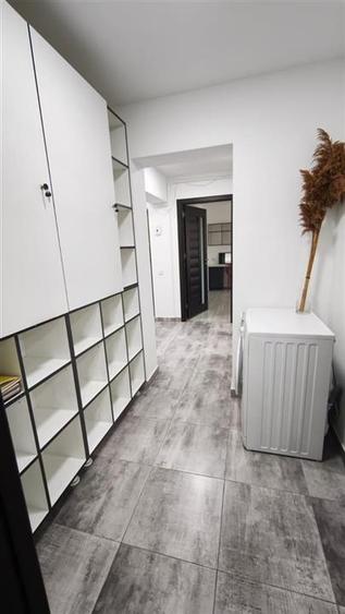 Apartament cu 2 camere decomandat, mobilat în Podul de Fier