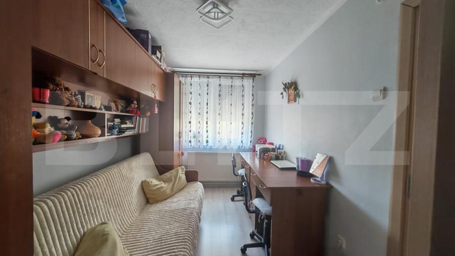 Apartament cu 2 camere,semidecomandat ,zona Rogerius - 1